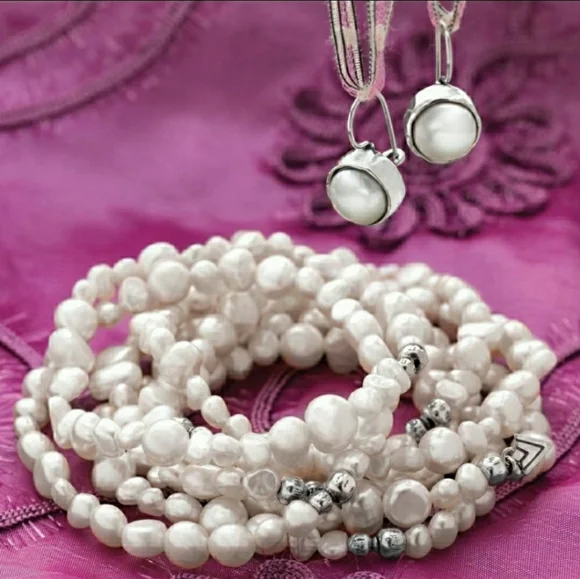 Silpada Jewelry Silpada Goddess Freshwater Pearl Stretch Bracelets B61 Poshmark